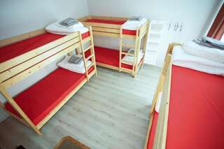 Гостевой дом Hostel El Nido Нида Кровать в общем номере с 4 кроватями-1